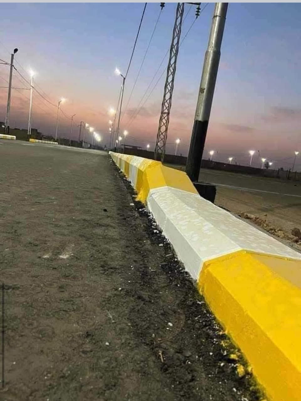 مجمع  السكني الاستثماري في مدينة الديوانية 🏕️🏤
حي الجامعه
عرض موقت🕠⏳⏳
يوجد قطع سكنية بالنقد و دفعات
يتوفر كافة الخدمات داخل المجمع⚡️🚌📚🎒🚰
المساحات من 100 متر إلى 1000متر
لسعر١٠٠ متر6/مليون  بس  
للاستفسار
***********
***********
