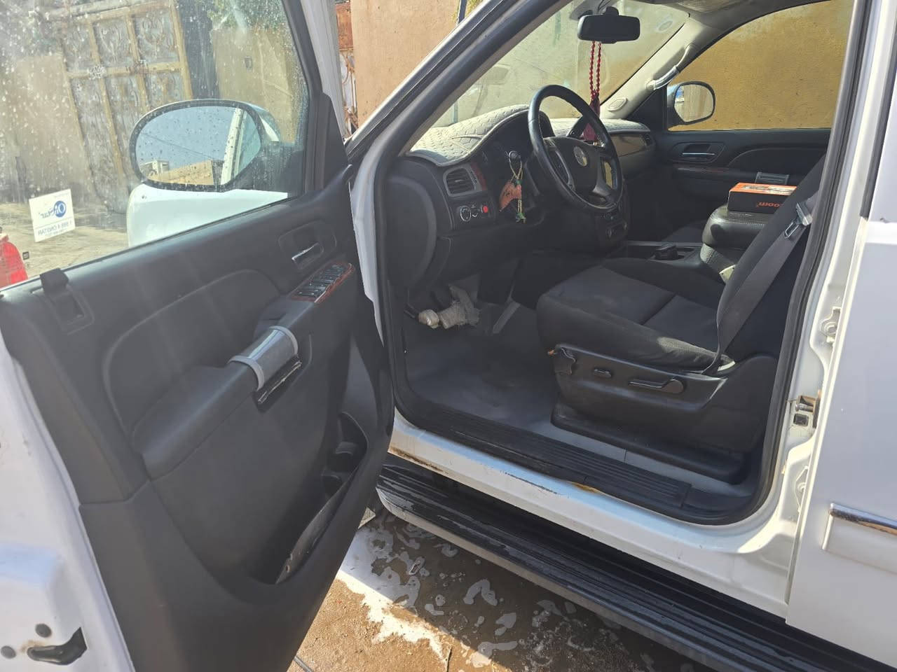 جي ام سي يوكن رقم بغداد خصوصي
مديل 2011 امريكي 
........................... 
كفاله ضربه تبديل صبغ 
عيب شرعي كله مكفول
ماعدى الخياس موضح بصوره
............................. 
 مكينه مكفوله
كير مكفوله
وحداده جاهزه
............................ 
  تأيرات جدد
تبريد تدفئه كله جاهز
.......................... 
مسوي هزه بس مامحوله 
اصوليه ١٠٠%
تحويل ثاني يوم
.......................... 
السعر ٢٠٥
البصره كرمة علي 
للعلم انا مكلف بالنشر صاحبه بالمرور وهذا رقمه ***********
