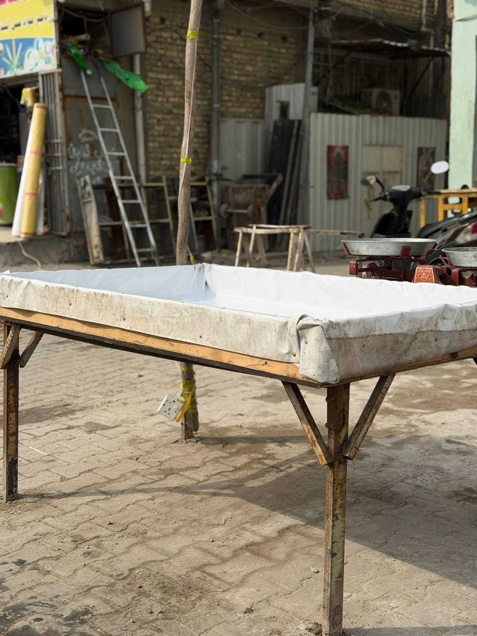 تجهيزات محل كامل مثل مواضح بلصوره غراض كلهن ممسخدمات هواي شهر واحد فقط للإستفسار
***********
