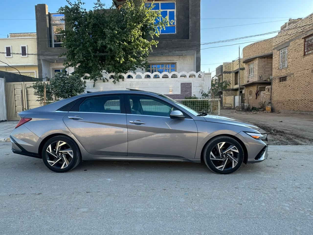 #اللهم صل ع محمد وآل محمد هيونداي النترا 2024 دخول جديد بكتاب شهداء ذي قار
ترويج معامله المرور على المشتري 

الحادث ( تبديل جاملغ وباب سايق _ طرف البنيد صبغ  ) بدون دواخل شواصي كفاله فخذه كفاله 

مواصفات فول فئه سبورت 

فتحه _ بصمه _ تشغيل عن بعد _. ويل كب _ كامره 

شاشه جيتال _ شحن اللاسلكي _ تحكمات _ حساسات _ رادار _ مثبت سرعه _ مانع انزلاق باقي مواصفات معروفه  السعر    قفل قفل قفل140
مكان ناصريه مركز حي اور مكلف بالنشر رقم الهاتف 
               *********** وتحياتي لكم
