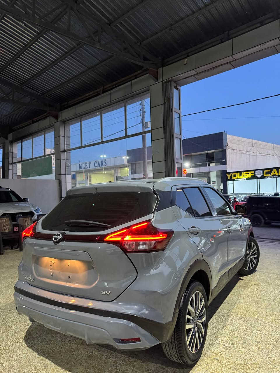 نيسان كيكس موديل 2023 SV
سياره بيدون دعم و صبغ 
سياره ماشيه 35 mil
جديده ره قم تلفون وتساپ(***********)📞
سعر 138 و بيهـه مجال🔥 زاخو, دهوك
