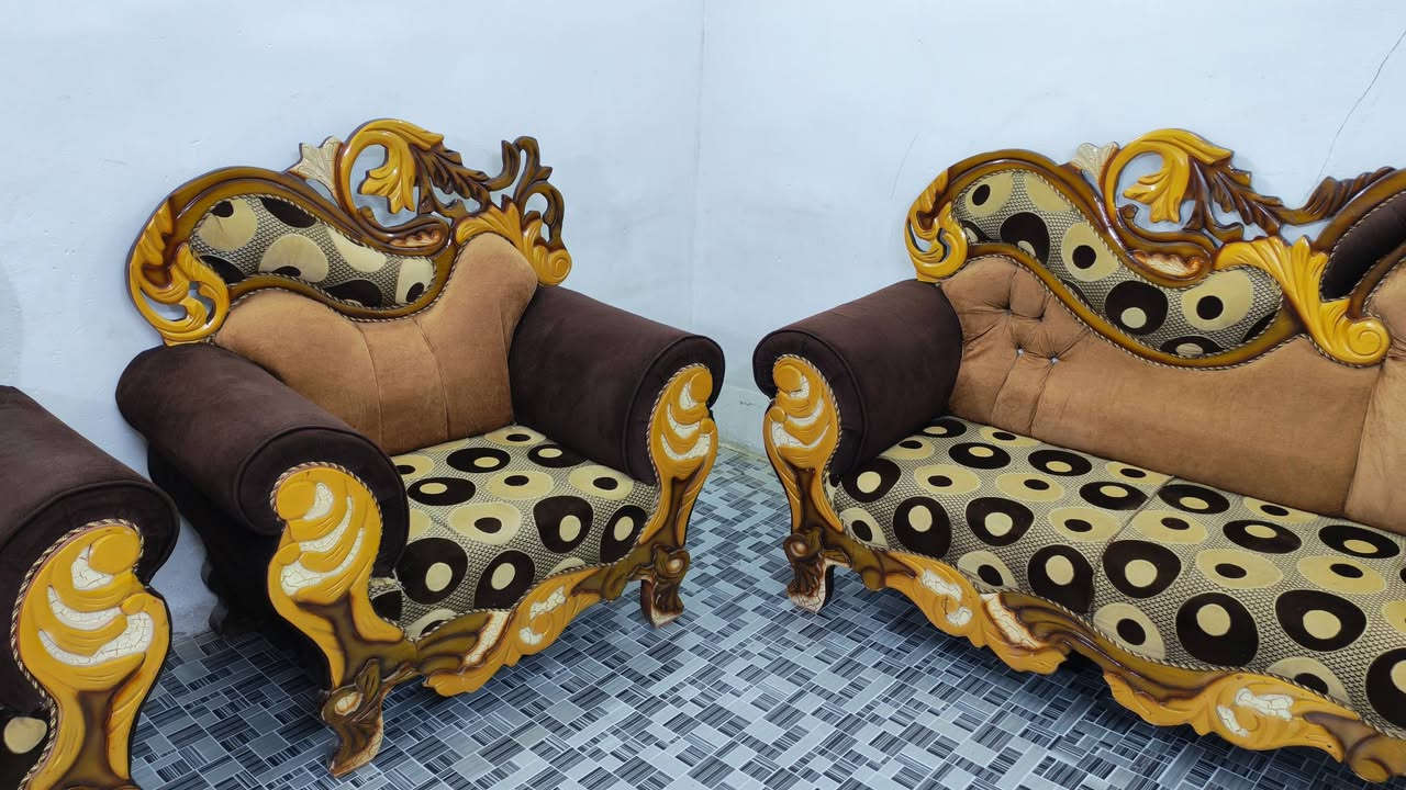 تخم 10 مقاعد ملكي تزكام نضيف اخو الجديد  السعر325 العنوان كربلاء يوجد توصيل داخل كربلاء ***********
