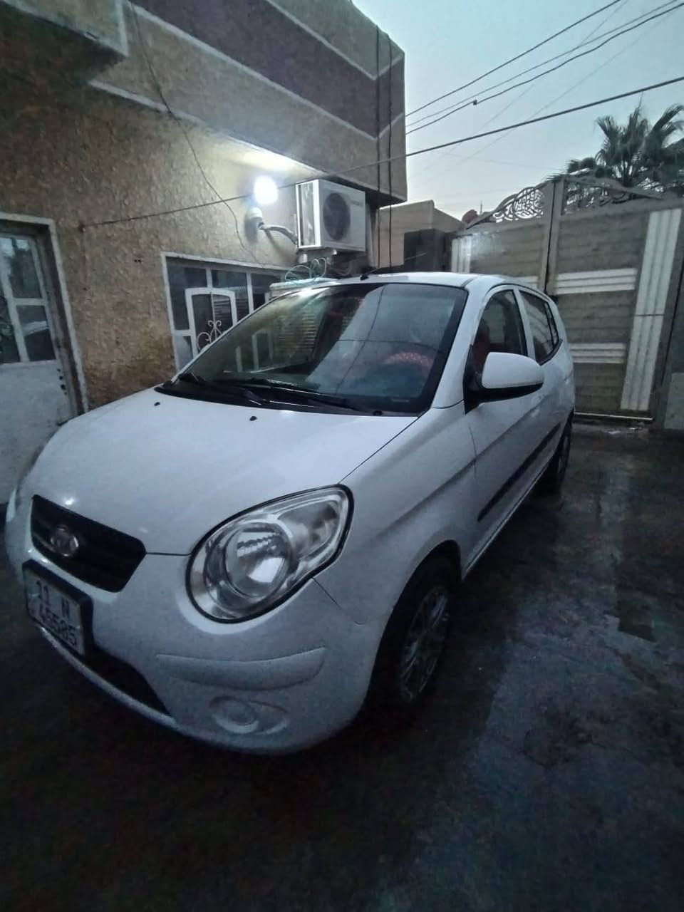 كيا بيكانتو أوتو موديل ٢٠٠٨ خليجي
بدون حادث فقط طخه بسيطة بالجاملغ الخلفي بيها قطع صبغ والسونار موجود
كير +محرك+ تبريد بحالة جيدة
غرفة جديدة حدادية جديدة باتري جديد
رقم بغداد الجديد بأسمي سنوية لغاية ٢٠٣٠
هزه جديدة

السعر ٦٨ $ وبي مجال بسيط
العنوان بغداد الشعب بغداد, العراق


**إذا كنت صاحب هذا الإعلان وتريد حذفه لأي سبب، رجاءا أرسل رسالة إلى الدعم الفني**