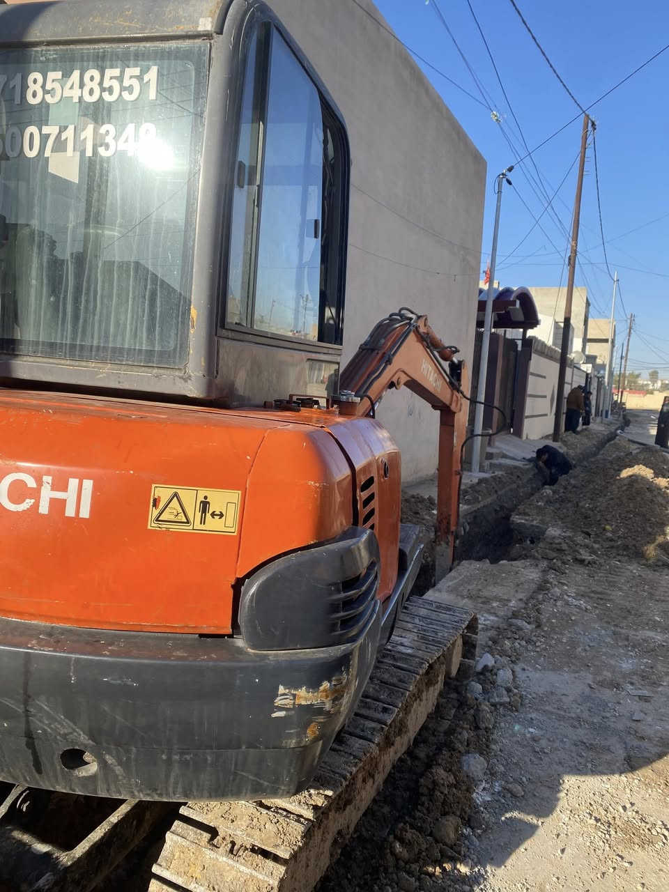 للبيع حفاره هيتاشي 2006 رقم اربيل استفسار رقم ***********.   ***********
