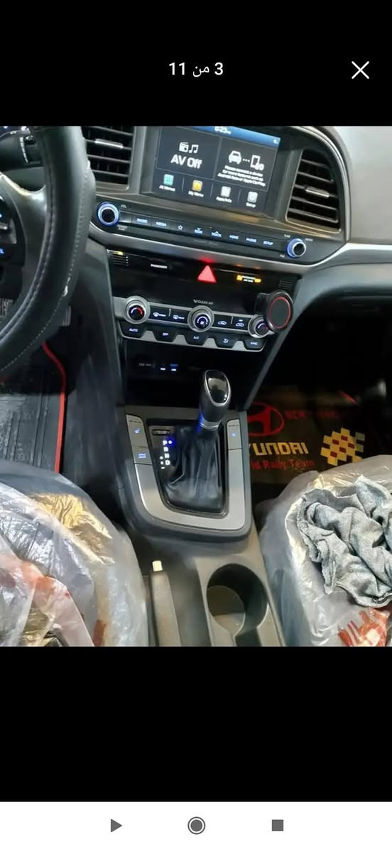 النترا اربيل موديل 2020 امريكي فول فتحة بصمة قيادة ذاتية كير AT السنوية 27 ماشية 79 الحادث جاملغ وباب جهة السائق مبدل مرفق صورة الحادث بدون ايرباك السعر 142 المكان الحلة رقم الهاتف ***********
