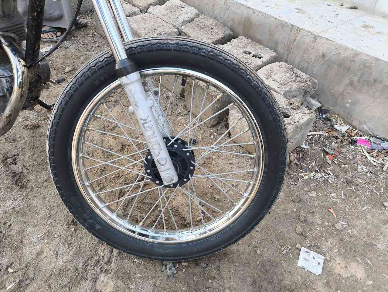 دراجه لبيع السعر 350وبيها‏مجال‬‏العنوان الدوانيه السدير حي الزهراء الرقم/*********** كفاله عامه شرط تفحص وتخذ
