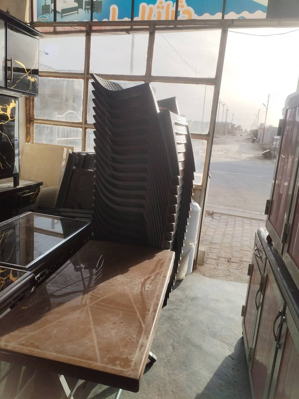 بسم الله للبيع المكان بروانه حي الشرطه قبل مول فراس على اليسار التواصل واتساب ***********
