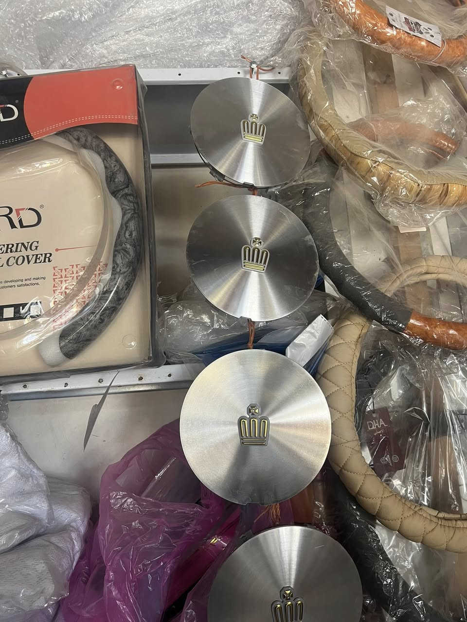 ماتخلص حلويات الملكه ورأس الثور فلات
بداله يسره بلاد
كبات فلات ليزري
بك لايت ملكه زيرو
دركه ملكه صاج
لايتات كرستال جدد بمعنه الكلمه
سبايدرات جامه وجنطه فلات وملكه

الشطره حي المعلمين مقابل مرطبات ميلانو 
***********
