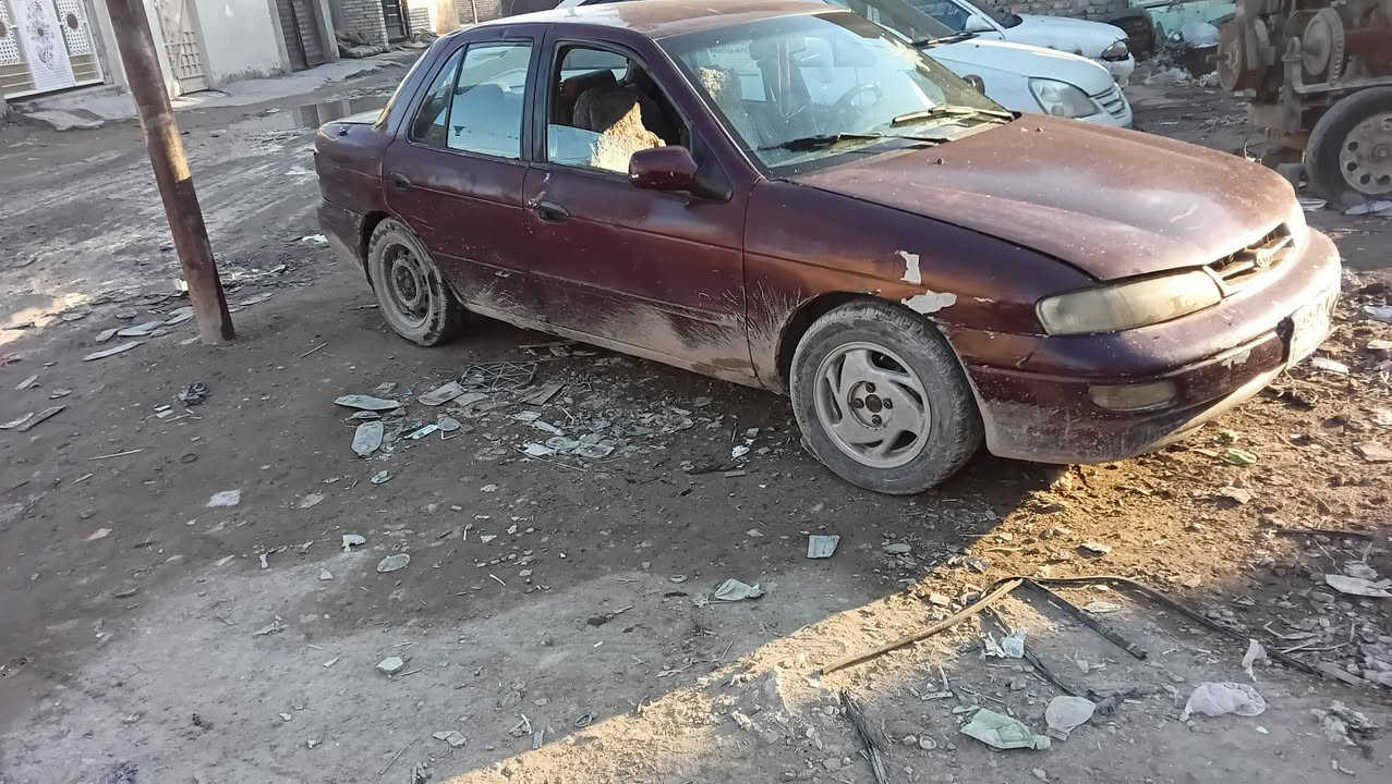 السلام عليكم سيارة كيه سفيه موديل ٩٥ بغداد الامين الثانيه سعر ٢٠ ورقه رقم الهاتف ***********
