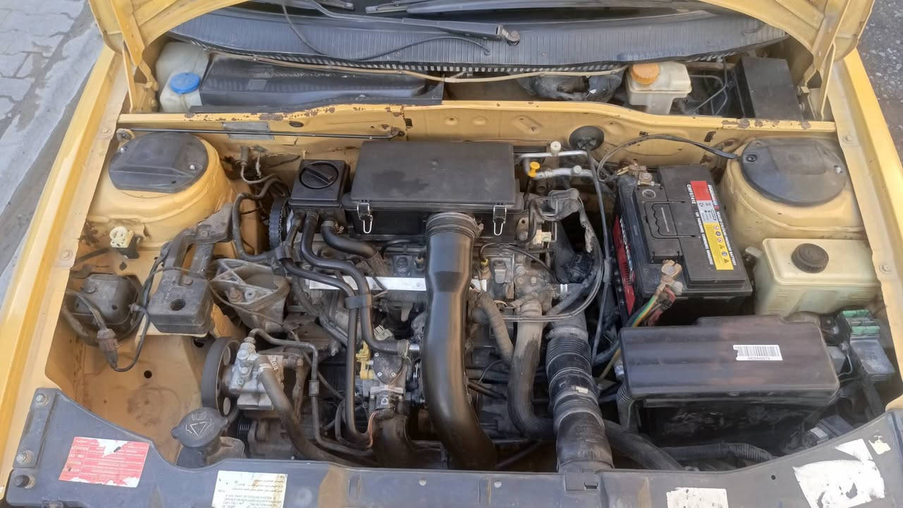 ثمن للبيع  (2011) سياره ما بيها صبغ مال عدل بنيد شويه مصبو من  طائره مصبوغ ودواسات مصبوغه جماليه جديد جيرو مكينه خير من الله سياره باسمي رقم انجليزي تخنت جديد صدر جديد السياره بيئه الحراس شويه السعر (45)بيها مجال (***********)///هزه جديده مصفره من غرامات هيئه
