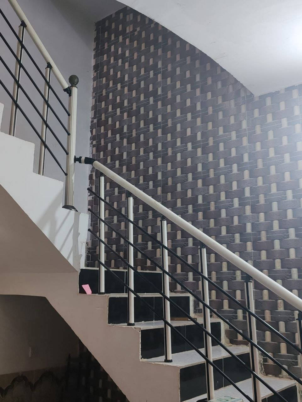 بيت للبيع 

المساحه - 100م
السعر  - 195
العنوان - الموحيه مقاطعه 39
تفاصيل البناء - طابقين مسلح 
ط1 - غرفه+صاله+استقبال+مطبخ+صحيات
ط2 - غرف عدد3+صاله+صحيات 

للمزيد من المعلومات يمكنكم التواصل معنا 
على صفحة الفيس بوك ( المثنى للعقار) 
او الاتصال على الرقم التالي 
ابو سيف  ***********
*********** 
للمزيد من العروض الدخول على الرابط
https://web.facebook.com/groups/353423759199621
او قناتنا على اليوتيوب
https://youtu.be/wNJnyaBvaoU ناصرية, ذي قار
