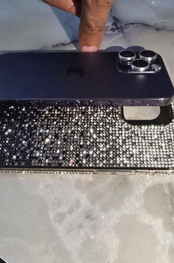 ايفون 14 برو ماكس ذاكره 256 كيكا
بطاريه 81 غراضه كامله 
لا مفتوح ولا مصلح 
نموذج M
السعر 850 وبي مجال 
العنوان الطي
او التاجيات


**إذا كنت صاحب هذا الإعلان وتريد حذفه لأي سبب، رجاءا أرسل رسالة إلى الدعم الفني**