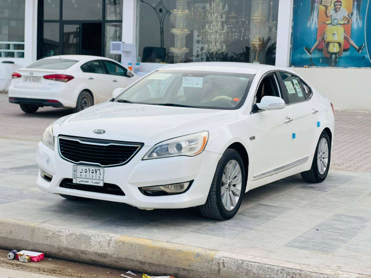 السلام عليكم للبيع كيا كادينزا 2011 وارد خليجي 6 سلندر  باب وبنيد صبغ سويج شاشه كامره كشن جلد تحكمات ويل كب وبعد مواصفات سياره جاهزه حره تحويل ثاني يوم سنوية لل 28 مكان السياره ناصريه السعر 98 وبيها مجال ***********
