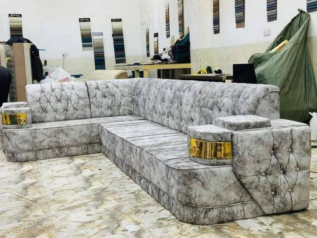 تخيفيضات السعر ٣٠٠
تخم ديوان ١٠ مقاعد ٥ قطع تفصال عراقي ارضية بلوك اسود كل تخم ويا ٤ كوشات وطبلة 

عنوان

شطرة الحولي فرع محطة الكهرباء الجديدة مقابيل حسينية حامي الشمال((نبي الرحمة)) داخل الساحة***********
