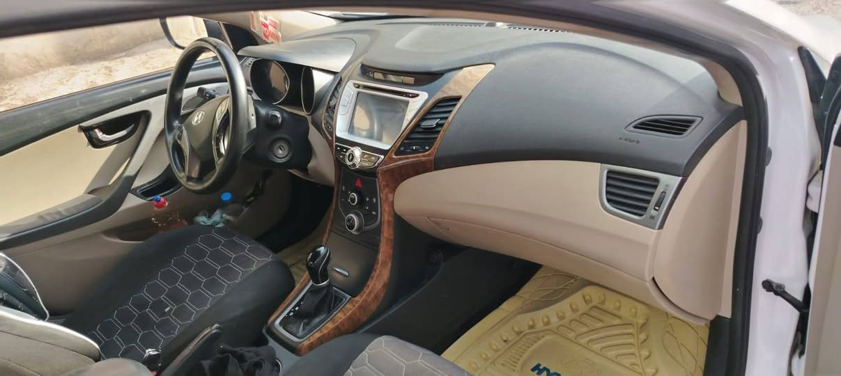 السلام عليكم وحياكم مكتب المدين وياكم👋
النترا ٢٠١٤ 🚗
رقم اربيل سنوية جديدة تشتري من الشرعي 🚦
كابون بانزين بيها ⛽
محرك ١٦ كير شرط 🛑
تدفئه تبريد قطعتين، ❄️
مواصفات فول بدون (بصمه) سلايت شاشة جامات كهرب قفل مركزي تحمكات ستيرن 🧿
بدون ضرر بيها صبغ دوسات فقط 🛠️
السعر ١٣٥ وبيها مجال 💸

قفل ماكو بالتلفون تعال شوف واقتنع.
🔴 اوقات العمل  من الساعه العاشرة صباحا الى الساعه العاشرة مساءا 
  
🔴 غير متواجد على الفيس والماسنجر 

العنوان :- مكتب المدين لبيع وشراء السيارات الموصل موصل الجديدة شارع بغداد مقابل جامع الاغوات قرب مجسر المشاة 
 
الاتصال ع الارقام 
***********
***********
