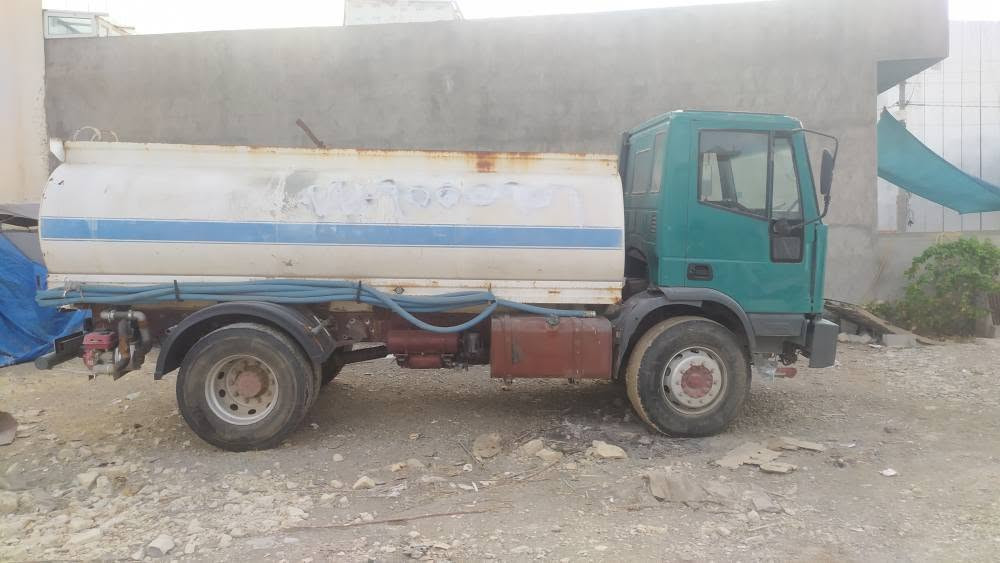 تەنکەرئەڤیکۆ 2002
ئاڕمی پلاستیک سلێمانی
مەکینە  170 گێڕی 4×4
تاک ئەکسل  بیلاد لۆری بوە
*********** السليمانية, العراق

