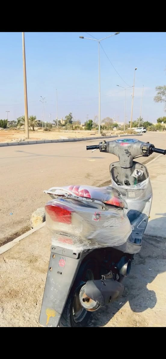 سلام عليكم دراجه ماكس قجمه حلوه ونضيفه ومرتبه  سعر ٨٥٠وبيها مجال قليل حك جيه مكان كرمة علي  رقم ***********
