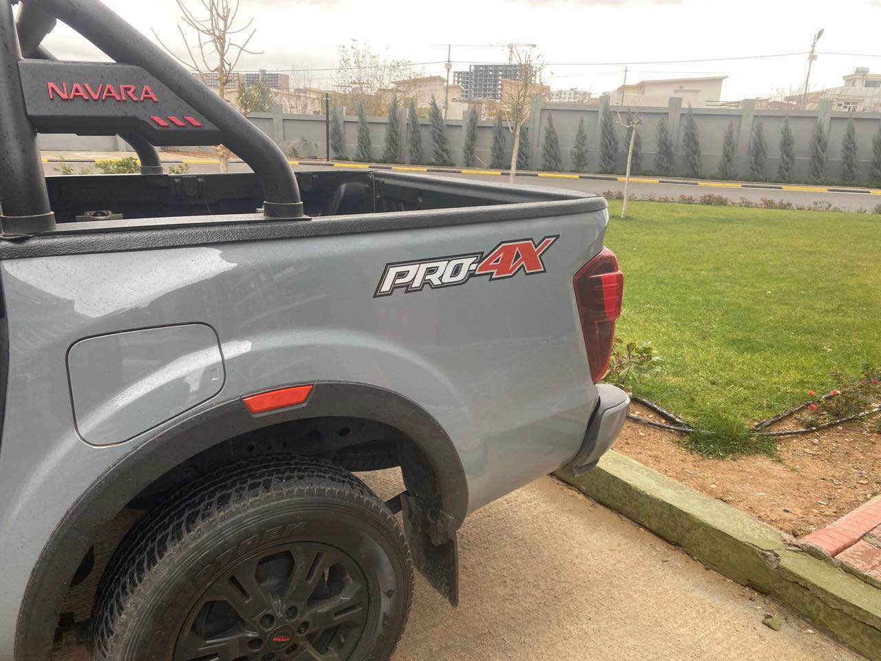 السلام عليكم نيفارا موديل ٢٠٢٣ زيرو صفر رقم اربيل وبأسمي السياره فول مواصفات اعلى فئه بلنيفارا برو فور اكس كشنات جلد بصمه كتات رياضي تبريد بيانو فول تحكم ستيرن شاشه كبيره اربع كاميرات 360 لايت اربع عدسات ضمان شركه نيسان السور السياره فور ويل كير عادي بنزين مكاني بغداد وهذا رقمي متواجد واتساب 

*********** بغداد, العراق
