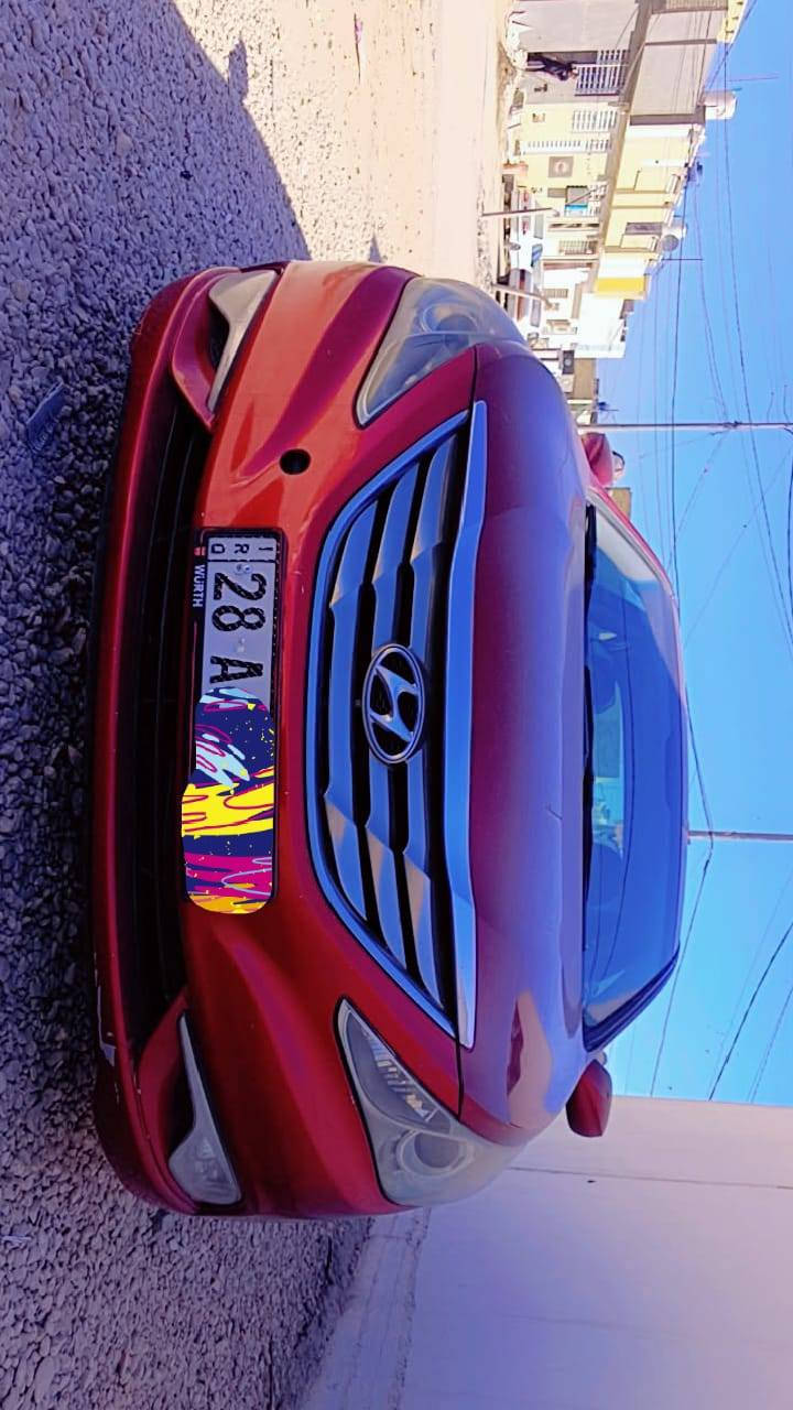 السلام عليكم سوناتا للبيع مديل 2011 وارد أمريكي فول موصفات واحد على واحد بسمي رقم دولي نجف السياره كلين السعر خابرني السعر ١٠٠ ربيه مَجال تلفوني ***********
