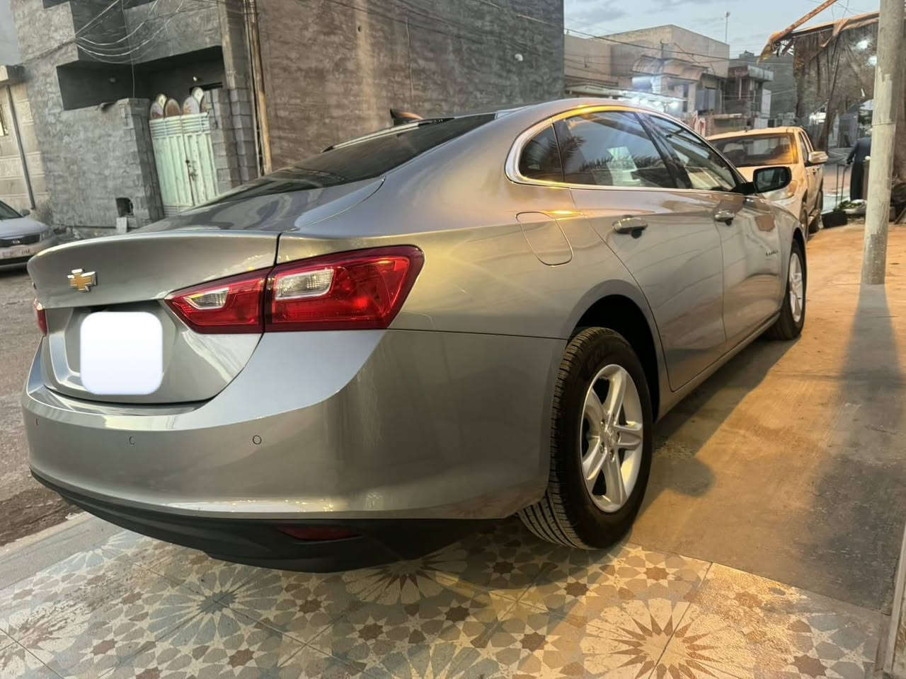 ماليبو 2024 Ls
رقم بغداد حره 
ماشيه 20 الف كيلو
حساسات خلفية
بصمه
بدون تبديل
ضررها جاملغ جهه اليمين ومعدل نفسه على البارد 
وبيها كلير في الابواب وتكحيل جهه السايق في الشحن انشخطت
السيارة نظيفه وجاهزه 
السعر 148$ وبيها مجال 
للأستفسار 
***********
