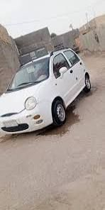 ابيض • ٢٠١٢ • مكفولة