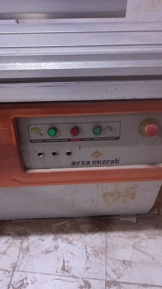 منشار تركي ايزو مزراك 380 للبيع
السعر 34 
العنوان محافظة الديوانية 

‭0785 000 1454‬
