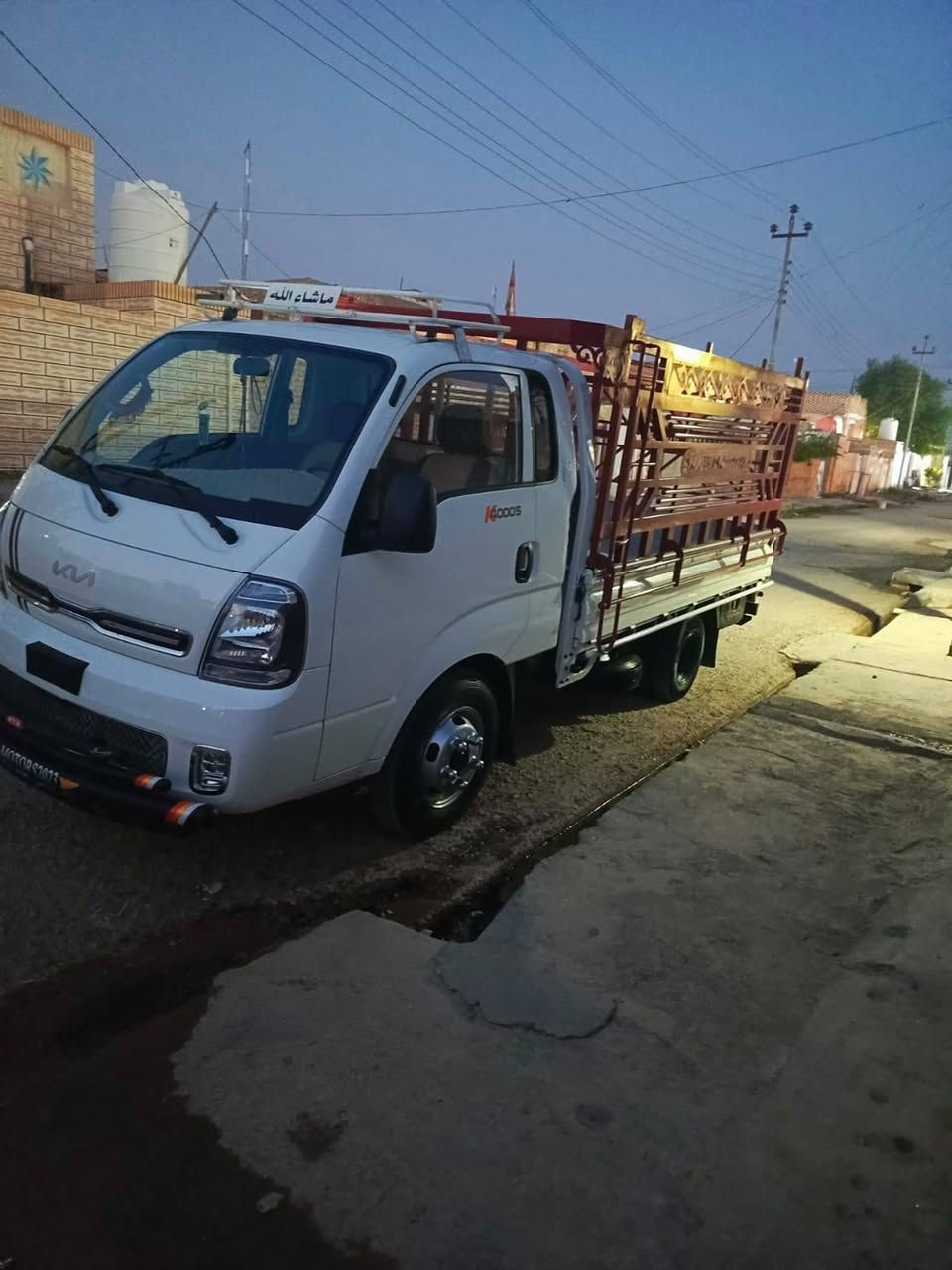 سلام عليكم كيه فحل موديل 2022نضيفه وحلوه رقمه بغداد بكانه ناصريه قضاء رفاعي +964 780 887 7262*/*********** صاحب سياره يريته ب165وبيه مجال
