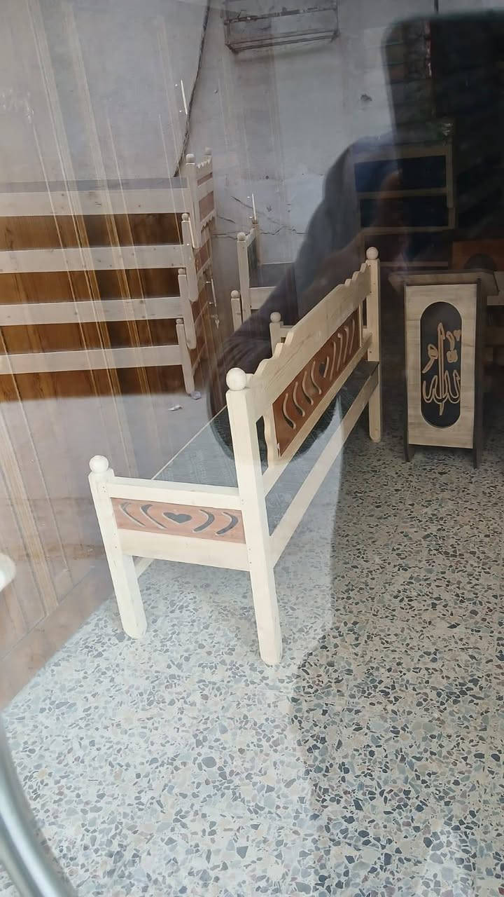 قنفات عدد ٦ قياس الوحده ١٨٠في ٥٦  مستعملات قليل سعر الوحده ٥٤ الف وذا كلهن اكو تخفيض مكانهن حله ***********
