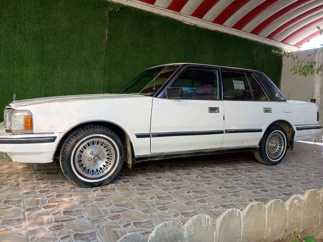 يا الله اسلام عليكم سوبر 85البيع
محرك ففتي اوتماكي محرك كير اكسل حداديه مكفولات 

تبريد تلج تخم تاير خط ابيض جديد كهربايت كله شغله 

السياره عله وضع الشركة مصبوغه حزام فقط اثر شخوط

مكانه بابل ***********
