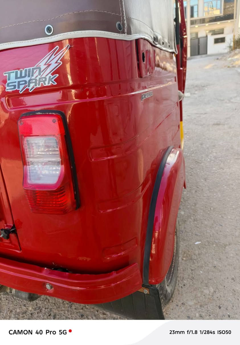 السلام عليكم للبيع مديل 17 رقم وسنوية معمره تعمير عام مال جناي البياع شراي ليعلق تكتك كاملة من كلشي مناقصها برغي السعر 6 وبيها مجال العنوان الدورة ابو دشير ***********
