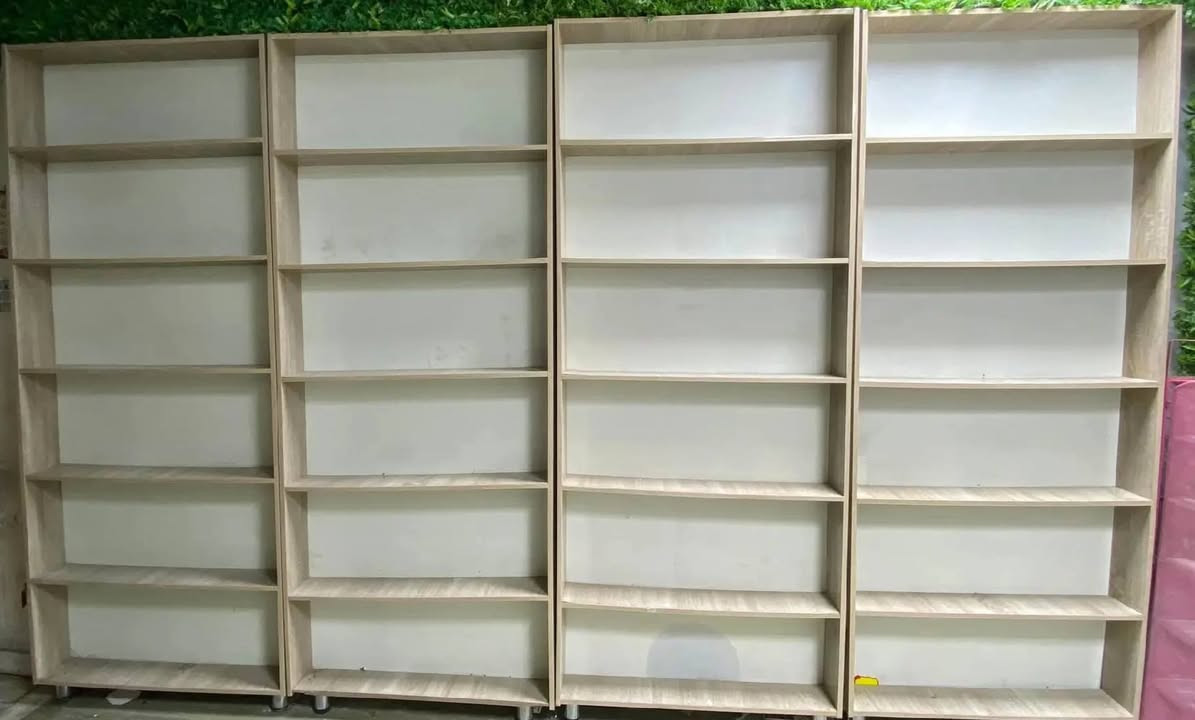 🔧 خدمات النجارة والتصليح المنزلي 🔧

إذا عندك أي مشكلة بالأثاث أو الخشب بالبيت… إحنا نحلها إلك بسرعة وبشغل مرتب 👍

✔ تصليح الكاونترات إذا بيها كسر أو خلل✔ تصليح الجرارات (الأدراج) إذا عالقة أو خربانة✔ تصليح أو تعديل الفاترينات والرفوف✔ تغيير لون الخشب أو تجديده✔ تصليح غرف النوم (باب، جرار، مفاصل، رفوف)✔ تصليح رجل التخم إذا مكسورة أو متخلخلة✔ صناعة فاترينات وكونترات حسب الطلب✔ تصليح أي عطل بالأثاث المنزلي

🪚 شغل نجارة مرتب وخبرة بالمجال🚗 خدمة تصليح داخل البيت

📞 للحجز أو الاستفسار راسلنا أو اتصل على الرقم: (***********)
