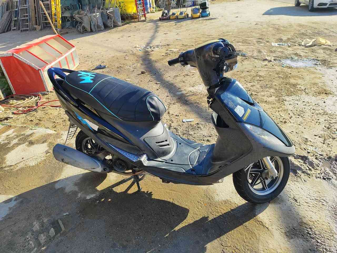 السلام عليكم ماكس عدله للبيع وياله نجمه اصلي وبيه دبلات وشيال كله اصلي دراجه شلعه ومعدل مكينه بلاديه مامفتوحه تجي وتفحص بيه بس صالصنه يرادله ترتيب ودبلات الاماميات يحتاجلهن تجفيت واصلا ماماثرات عل دراجه الدراجه رايده ب 950 وبيه مجال مكاني كربلاء الحسينيه
رقمي *********** ملاحضه (إذا تريد بدون وياله سعره اقل )
