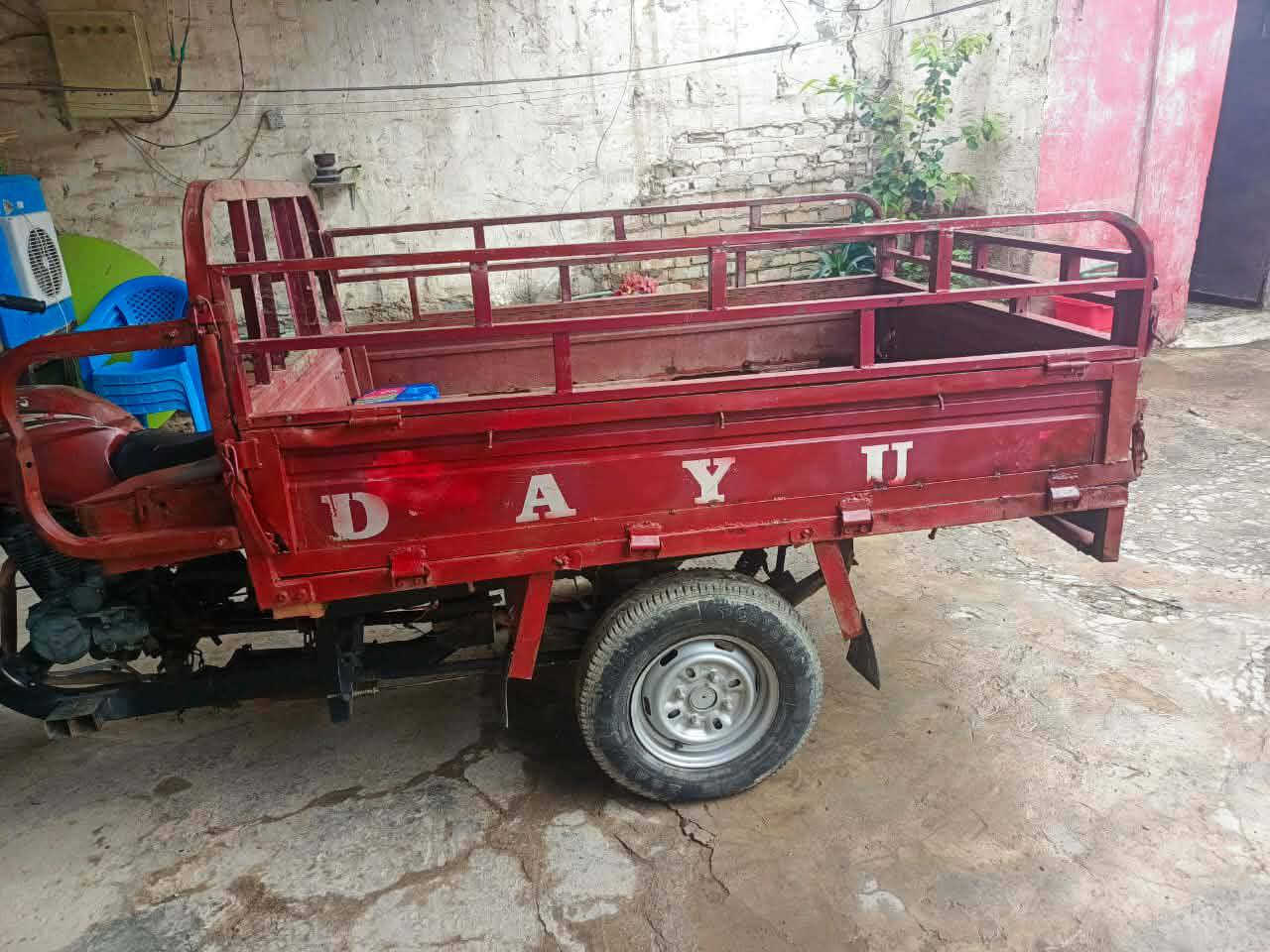 ستوته للبيع موديل 2020بيها نقص بالوراق ستوته كامله سعرها800 ولبها مجال***********
