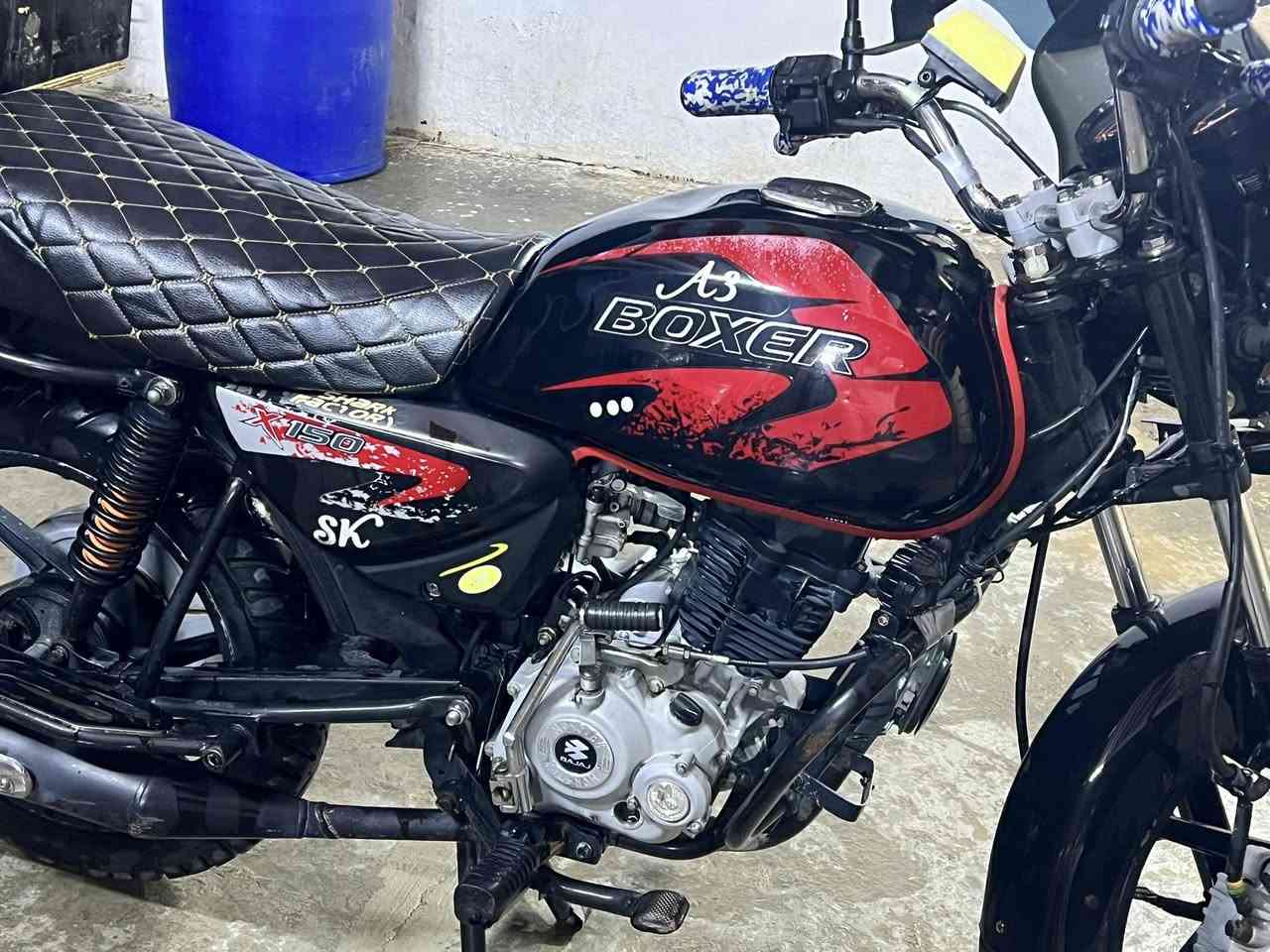 سلام. عليكم.
بوكسر.  20.  
مرقمه. نكليزي.  
تحويل. ثاني. يوم. 
اي. نقص. مابي. على. بلادي. 

***********
