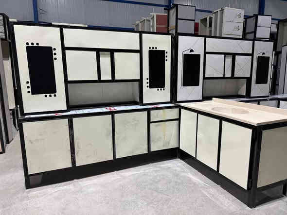 عرض لفترة محدودة
كاونتر مترين مع ملحق وسنك مرمر مترو20سعر 280الف فقط
واتساب ***********
