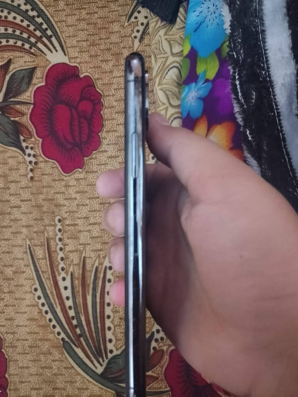 سلام عليكم اخوان عندي هاذ الايفون يكس عادي للبيع نضافه فول بس بي شي بل ضهر مالو بي بل زاويه كسر مايثر عل جهاز وشاشه مبدل  بطاريه مبدله بلادي ومساحه ميتين وسته وخمسين السعر200الف


**إذا كنت صاحب هذا الإعلان وتريد حذفه لأي سبب، رجاءا أرسل رسالة إلى الدعم الفني**