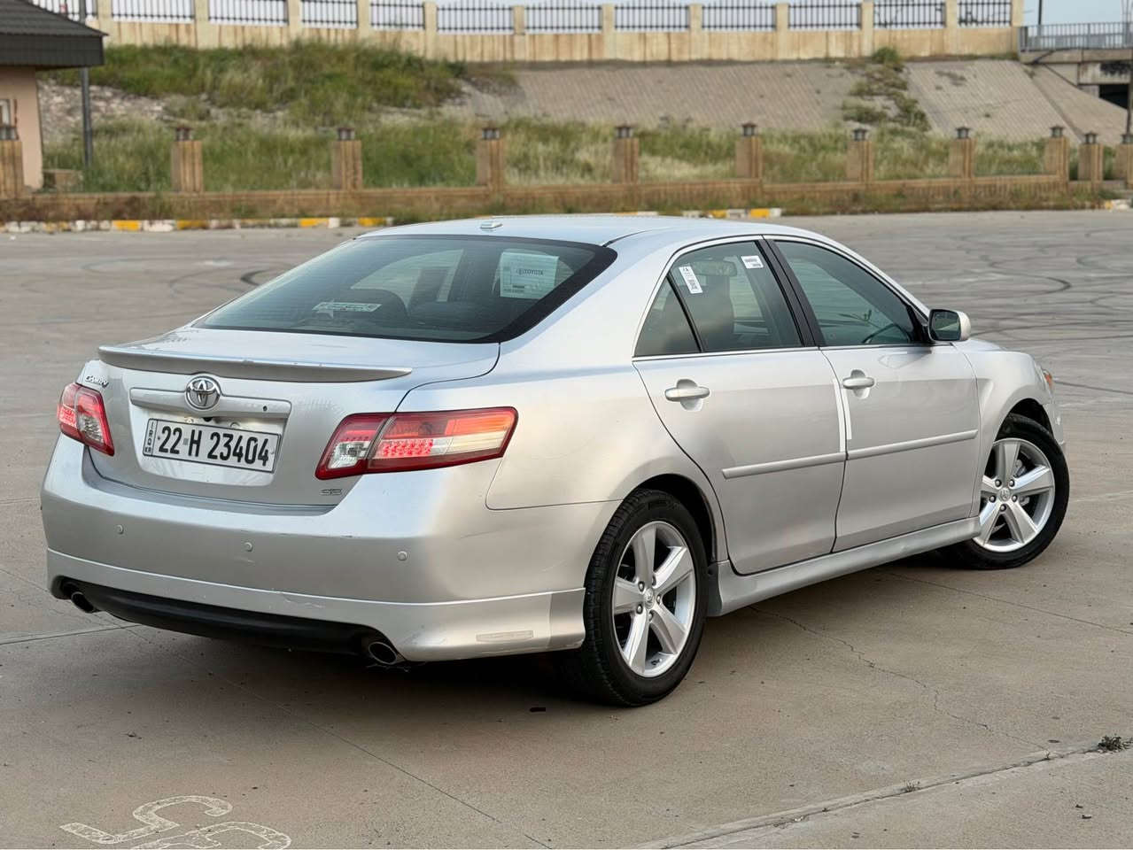 تويوتا كامري موديل2010 امريكي sport

                                                سعر 113$ مجال قليل

سنوية رقم هزه جديد لحد 2030 شرط تحويل غرامات
گير محرك بشرط لاصرف لابوخار 

سيارا  هيلال خلفي صبغ فقط  مكانين بارد قليل
مكاني كركوك 
رقم موبايل *********** كركوك, العراق
