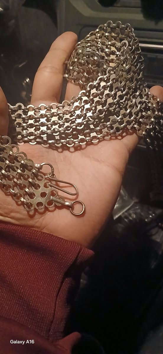 عرجه فضه اعيار ٨٠٠ تراث انتيك الانتيك وزن ١٥٠ اغرام 
للتواصل مسنجر او واتس او تلفون ٠٧٨٨٤٢٢٠٢٧


**إذا كنت صاحب هذا الإعلان وتريد حذفه لأي سبب، رجاءا أرسل رسالة إلى الدعم الفني**