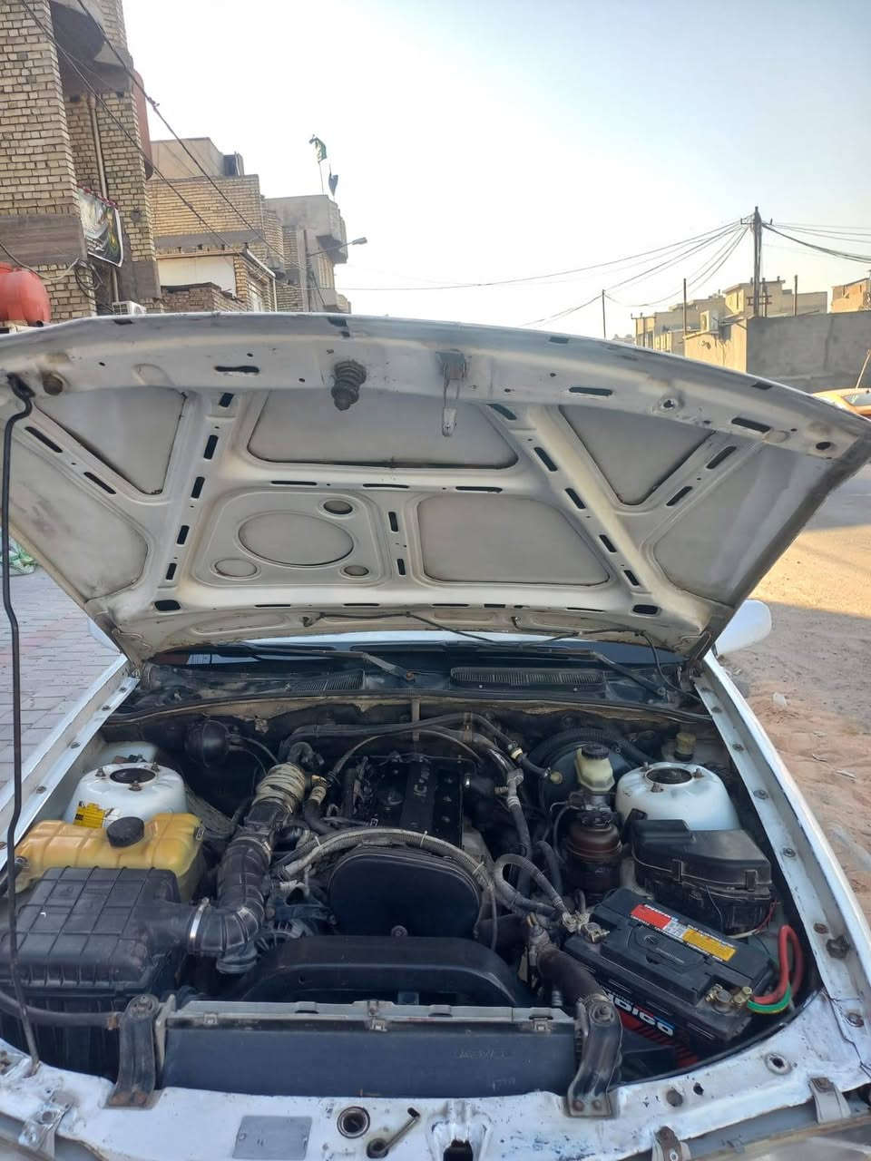 برنس فراشه 96 رقم بغداد انكليزي محرك كير صدر تايرات دواخل كهربائيات خير من الله السعر  25 ورقه للأتصال *********** مكان السياره بغداد
