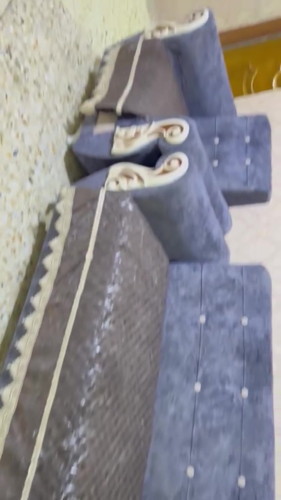 تخم ست مقاعد مع طبلة مربعه قليل مستخدمه 100/ جسرر ديالى


**إذا كنت صاحب هذا الإعلان وتريد حذفه لأي سبب، رجاءا أرسل رسالة إلى الدعم الفني**