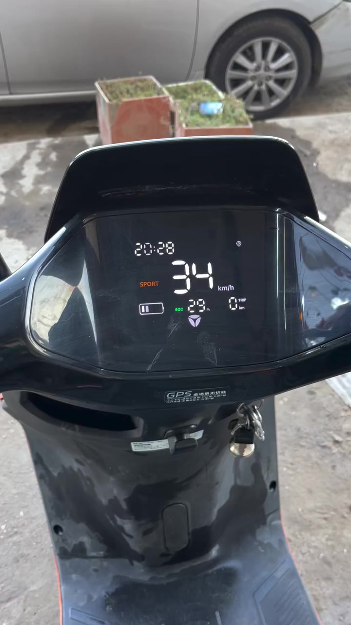 سلام عليكم دراجه شحن 6بطاريات شركه ياديا بعده بضمان شركه ماشيه 3360   سرعته 60 حقيقي الشحنه الوحده 75 كيلو حقيقي عنوان بغداد سعر 700 وبيه مجال


**إذا كنت صاحب هذا الإعلان وتريد حذفه لأي سبب، رجاءا أرسل رسالة إلى الدعم الفني**