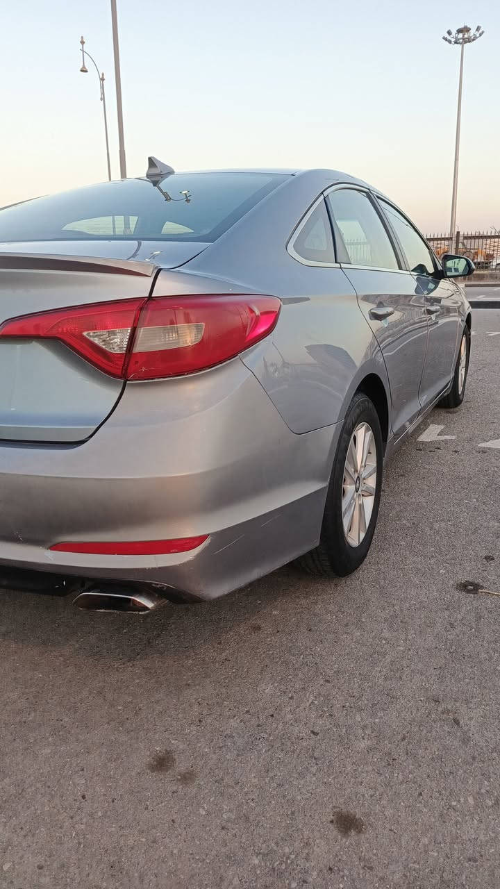 سلام عليكم
سوناتا موديل 2015 وارد امريكي ضررها كلش بسيط وحلو  بجم طرف جاملغلات وطرف البنيد شرط بس من خارج ما عابر للدواخل كفاله لغد و شاصي والباقي كفاله مكينه 2400 مفتوحه رواجز بس لا تنقيص ولا تبخير جاهزه سياره تدفه تبريد حداديه طخم تاير سياره 1/1 رقم بصره بسمي سنويه لل2030 
سعر / 115 وبيها مجال 
عنوان بصره
***********
