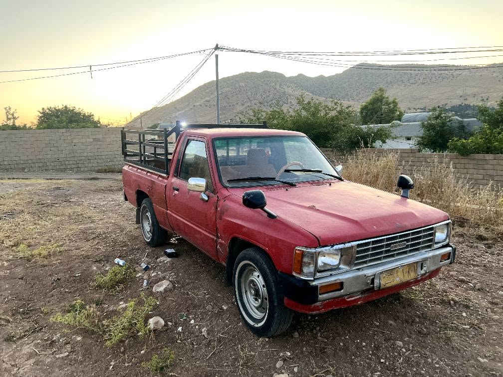 سڵاو هاوڕێیانی خۆشەویست
توێتا مۆدێل  1990 بۆ فرۆشتن  گێڕو مەکینەی بەشەرت 
ڪارەبایی گشت گیانی،بەشەرت لایت و بەگلایت،و گێچ هەمووی ئیش دەکات ناو کرێمی زۆر تایبەت  زۆر توند وتۆڵ ماڵی دۆستە سەنەویەکەی بزڕ بووە بەعلوج ئەیفرۆشم ماڵی مەدەنی بەشەرت   ماڵی کەسابەتە  
سعری 18 گەڵا و مەعمەلە   شوێن چەمچەماڵ  
ژ.م : *********** ڤایبەر و واتساپی لەسەرە دار بنديهكان, السليمانية
