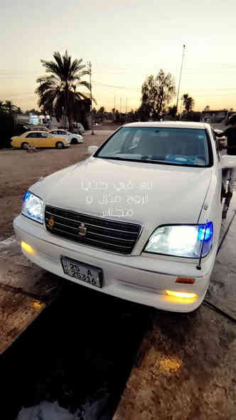 السلام عليكم ملكه دكمتين شاصي 71 ديفور الزغير السياره جديده فوك متصور السعر (150) وبيه مجال اصل كرستال ارايل كرستال خلفي امامي 
منضومه زنون اصلي عالي ناصي 
دمام +برده خلفيه 
السياره بسمي مداور ثاني يوم كامله مناقصه برغي 
*********** بي واتساب
