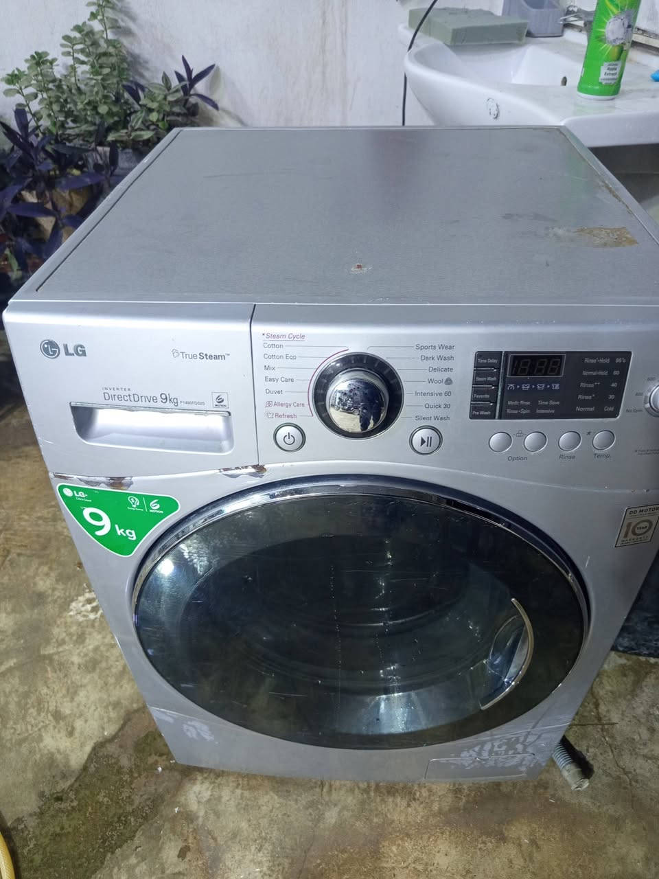 غساله 9 كيلو شغال كامل سعر 125 بلادي ما مصلح رقم الهاتف ***********
