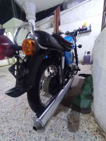 اسلام عليكم ماطور 82 داينمه وارميجر سايس 2 رون عداد شغاله مكينه خرسه تخم اشاير اصليه جاملغات المانيه تايرات جدد ابيع بدون مكاني طويريج سعره مليونين وربع ***********
