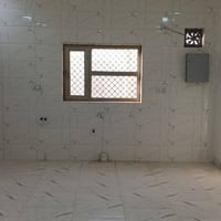 ١٠٠م • ٢غرف • شارع علي الظاهر