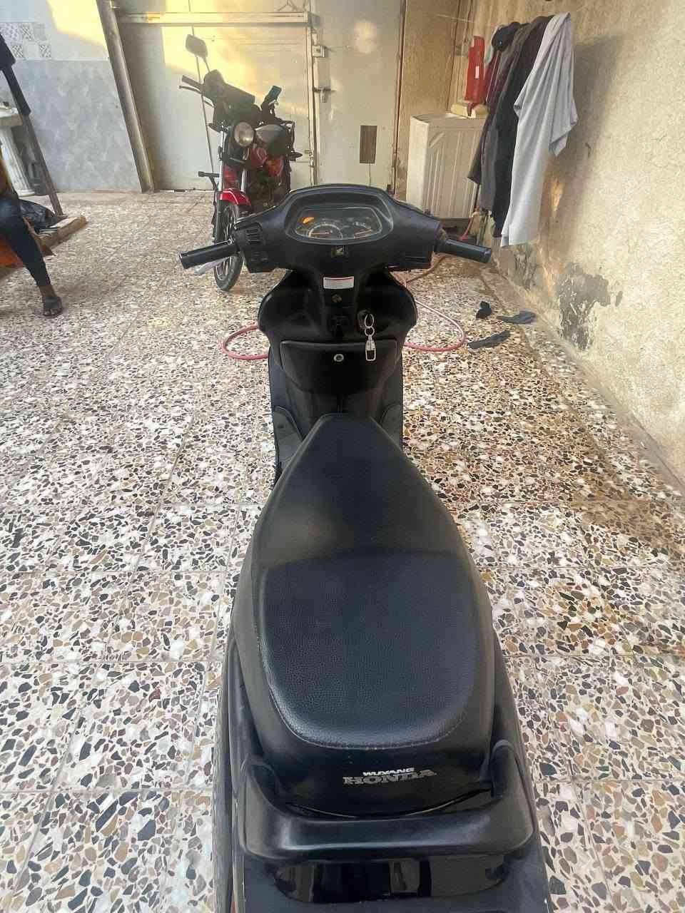 السلام عليكم 
دراجة سبيسي
  ياباني للبيع
دراجة نظيفة معدل 90 وشلعه قويه صوت المحرك هادئ 
مفتوحه رايمر
كفرات ابو الختم ماعندي علم تجاري بلادي
السعر المطلوب 625 وبيها مجال للشراي
***********
كوت الزهراء
