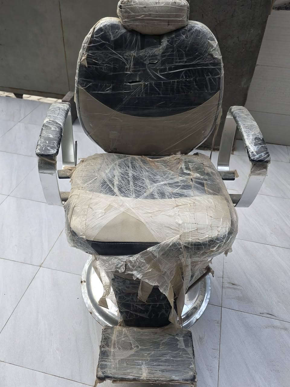 سلام عليكم ..
سكملي حلاقه 
وجلست بخار مثل ما موضح بصوره ولفديوهات 

طبعن الله شاهد جدد 
فتحت محل وما رزقت .. والحمدلله 
ف عارضهن للبيع 
مكاني ديالى الوجيهيه 

هذه رقمي   ***********
متواجد فيس ومتواجد واتساب ومتواجد على الخط 

يشهد الله جدد
