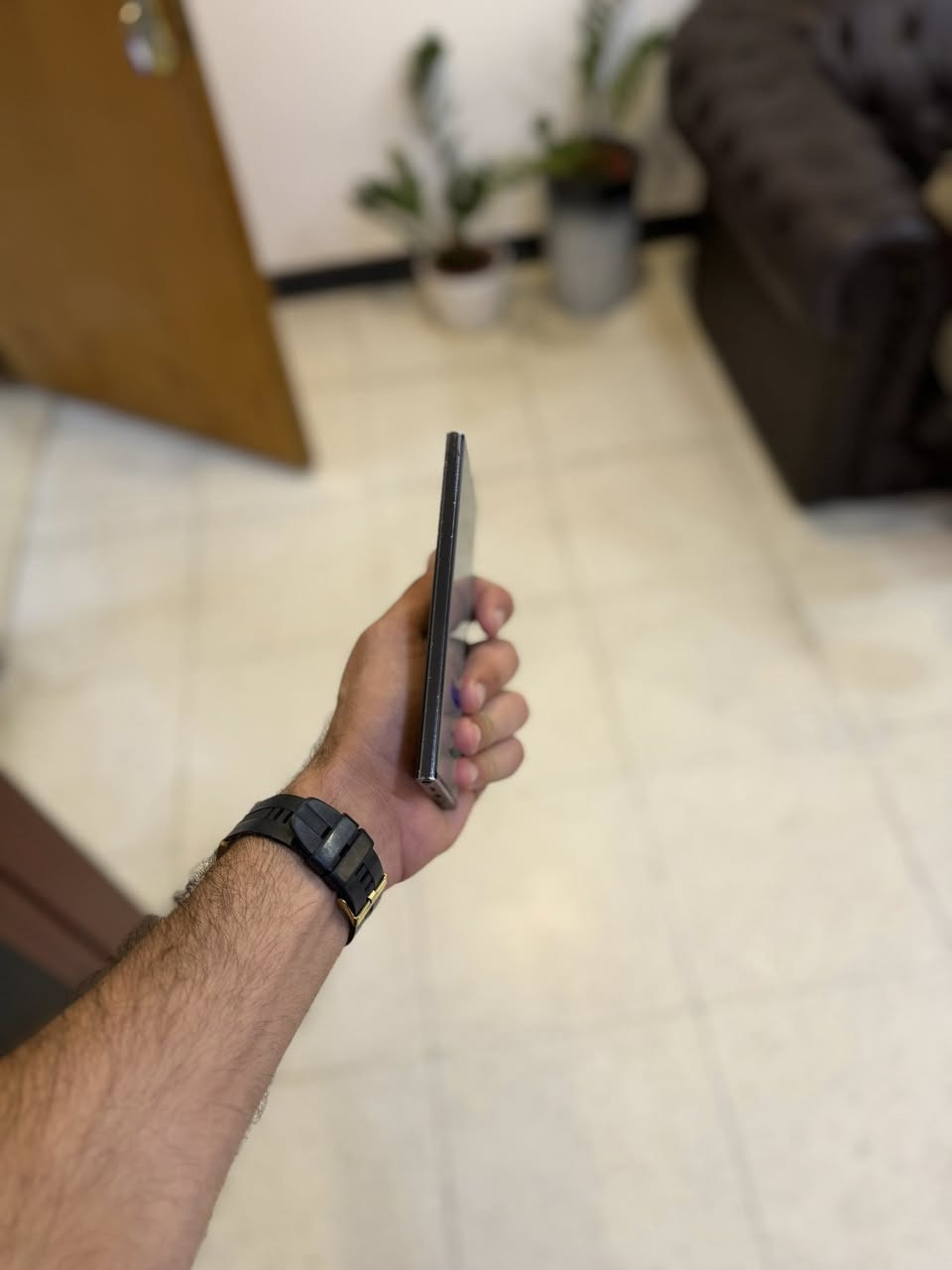 اس 23 لتره  مبايل مكفول.  فقط شاشه يرادله تبديل 
عنواني النجف الاشرف.  قم تلفون ***********
سعره 550
